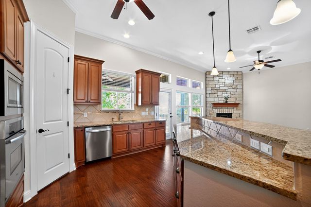 201 Thomas Ridge RD, Burnet, TX 78611