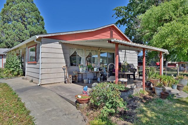 4464 Tioga Way, Central Point, OR 97502