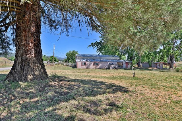 4464 Tioga Way, Central Point, OR 97502