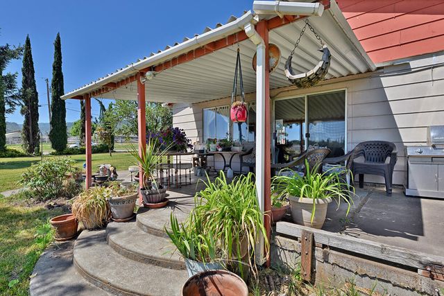 4464 Tioga Way, Central Point, OR 97502