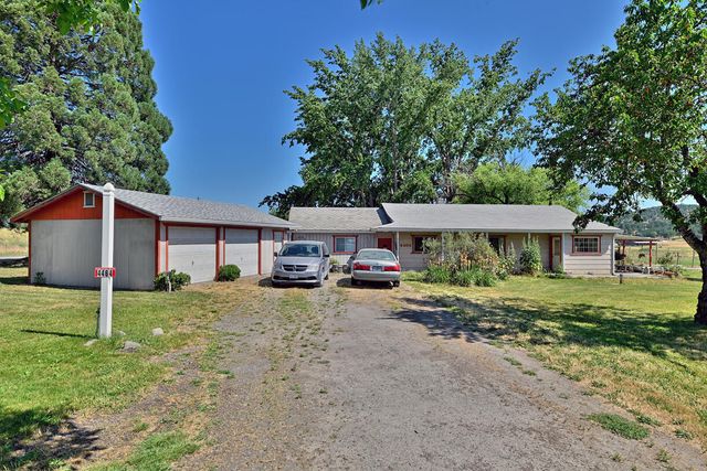 4464 Tioga Way, Central Point, OR 97502