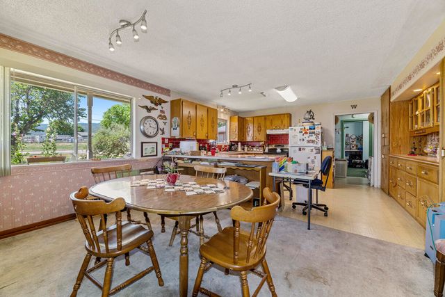 4464 Tioga Way, Central Point, OR 97502