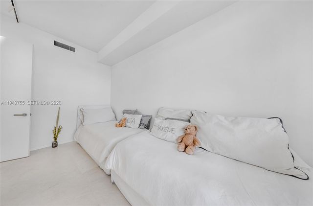 9705 Collins Ave 802N, Bal Harbour, FL 33154