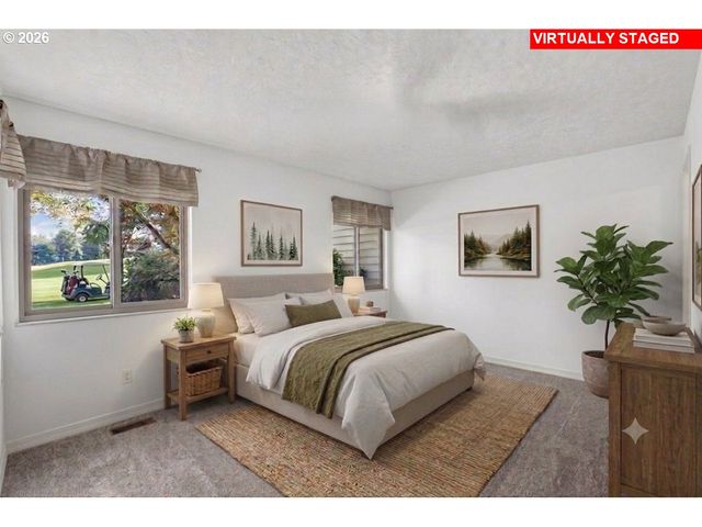 15640 Sw GREENLEAF Ct, Portland, OR 97224