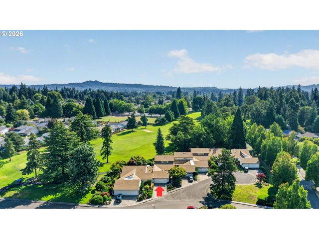 15640 Sw GREENLEAF Ct, Portland, OR 97224