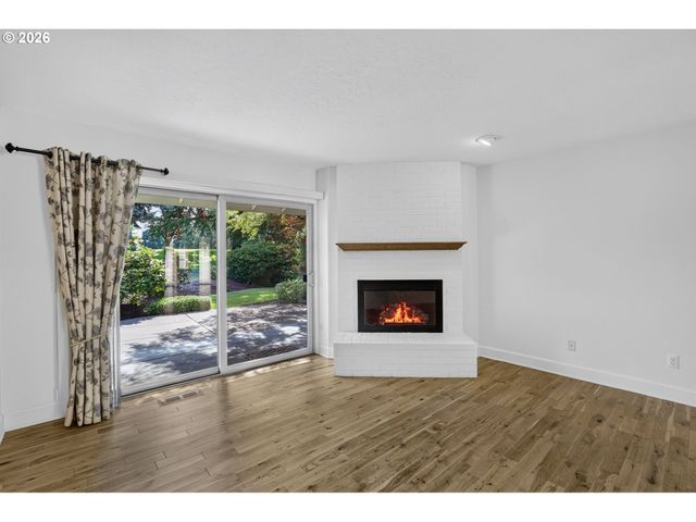 15640 Sw GREENLEAF Ct, Portland, OR 97224