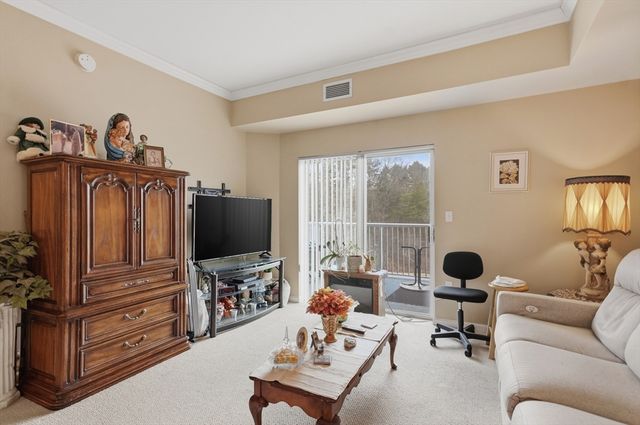 36 Village Road 613, Middleton, MA 01949