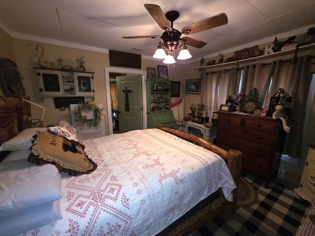 48 Fisher Street, Andrews, NC 28901