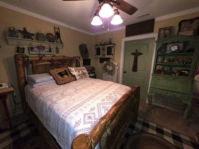 48 Fisher Street, Andrews, NC 28901