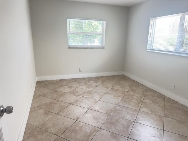 853 SE 4th Court, Deerfield Beach, FL 33441