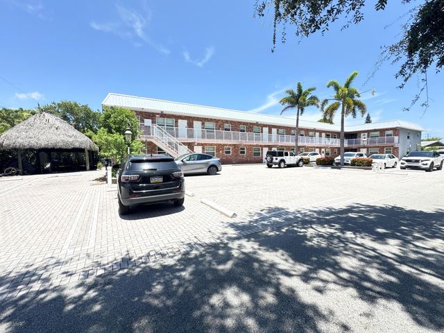 853 SE 4th Court, Deerfield Beach, FL 33441
