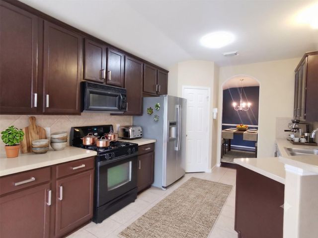 10115 Forest Spring Lane, Pearland, TX 77584