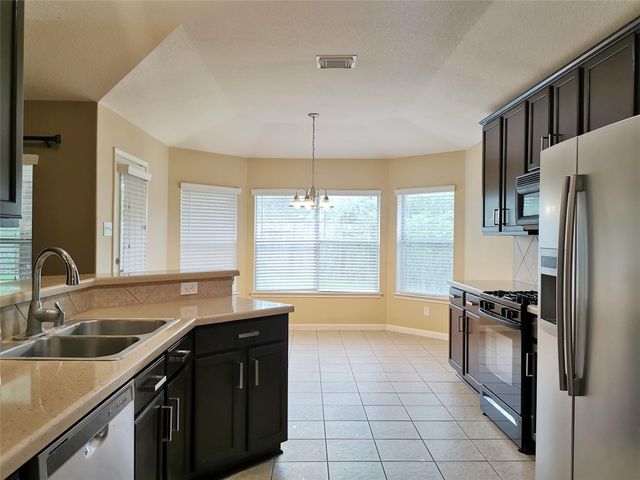 10115 Forest Spring Lane, Pearland, TX 77584