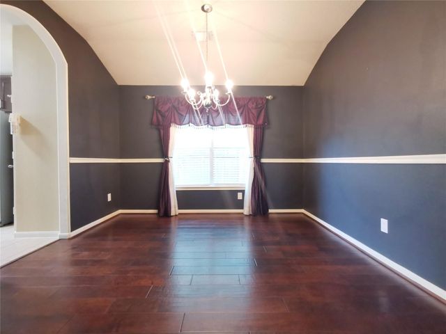 10115 Forest Spring Lane, Pearland, TX 77584