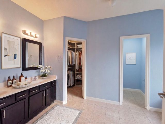 10115 Forest Spring Lane, Pearland, TX 77584