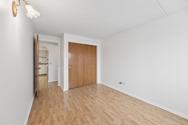 7110 W Cullom Avenue 206, Norridge, IL 60706