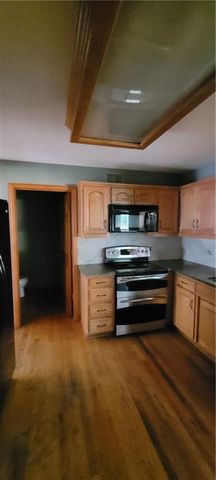 12160 S Alcan Street, Olathe, KS 66062