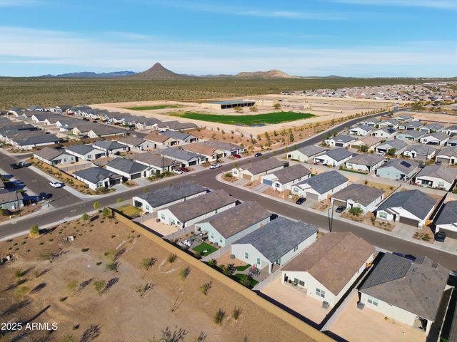 8259 W MANTLE Way, Florence, AZ 85132