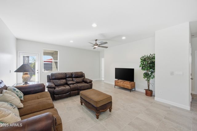 8259 W MANTLE Way, Florence, AZ 85132