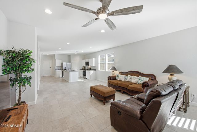 8259 W MANTLE Way, Florence, AZ 85132