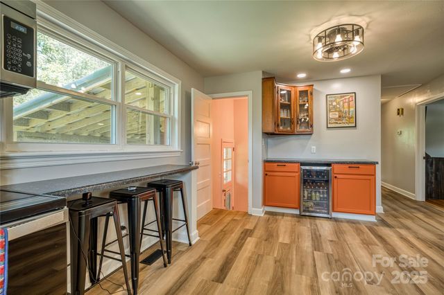 111 Baxter Street, Morganton, NC 28655