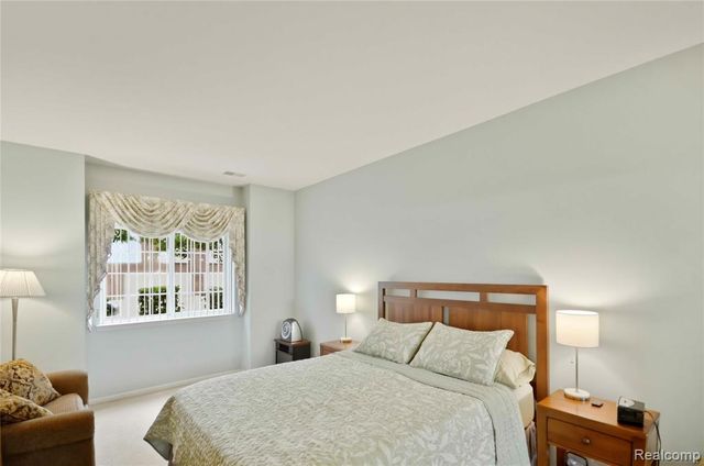 14246 Moravian Manor Circle, Sterling Heights, MI 48312