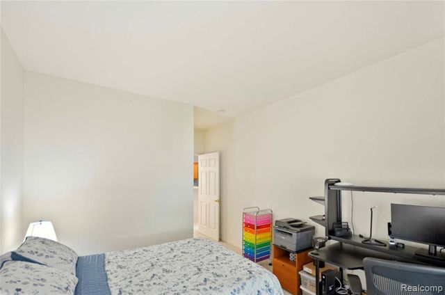 14246 Moravian Manor Circle, Sterling Heights, MI 48312