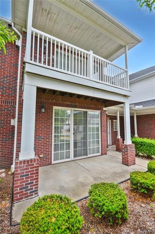 14246 Moravian Manor Circle, Sterling Heights, MI 48312