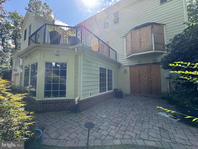 1900 ANCILLA CT, Alexandria, VA 22307