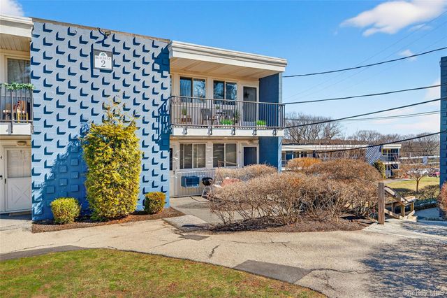 2 Wyndover Woods Lane 16, White Plains, NY 10603