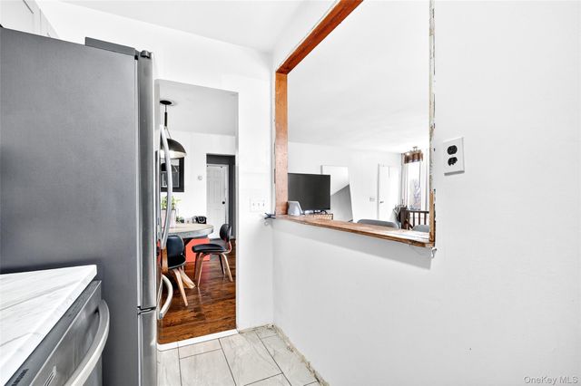 2 Wyndover Woods Lane 16, White Plains, NY 10603