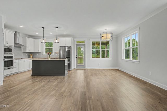 15 Eagle Chase Drive, Youngsville, NC 27596