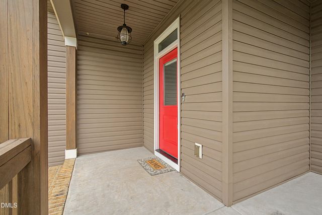 15 Eagle Chase Drive, Youngsville, NC 27596