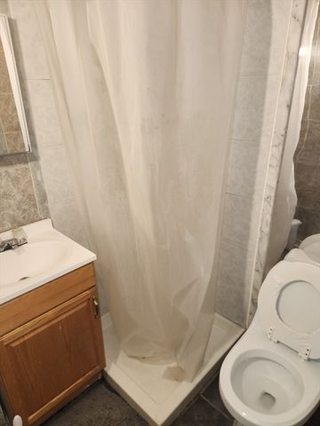 19 Forest St 1A, Medford, MA 02155