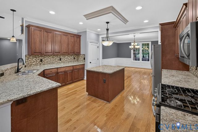 8825 First Branch Ln, Chesterfield, VA 23838