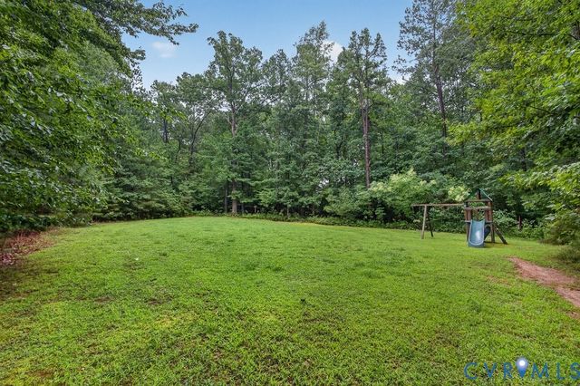 8825 First Branch Ln, Chesterfield, VA 23838