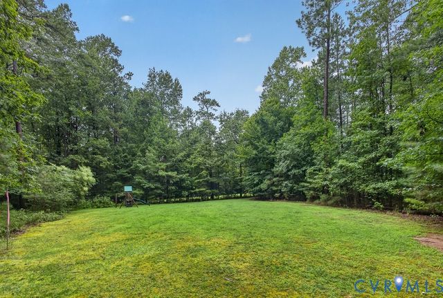 8825 First Branch Ln, Chesterfield, VA 23838