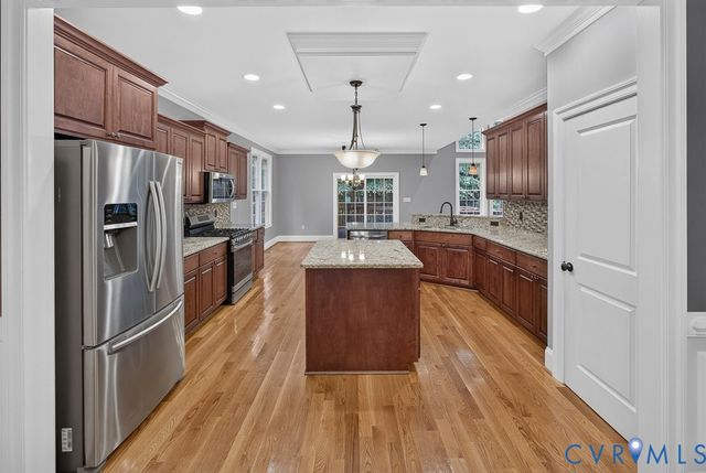 8825 First Branch Ln, Chesterfield, VA 23838