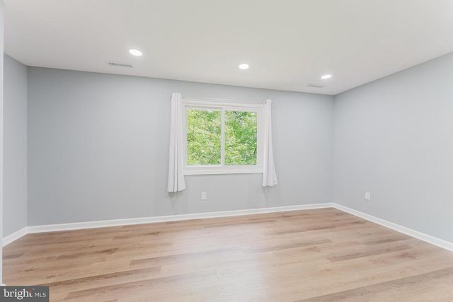 4403 OSSIAN HALL LN, Annandale, VA 22003