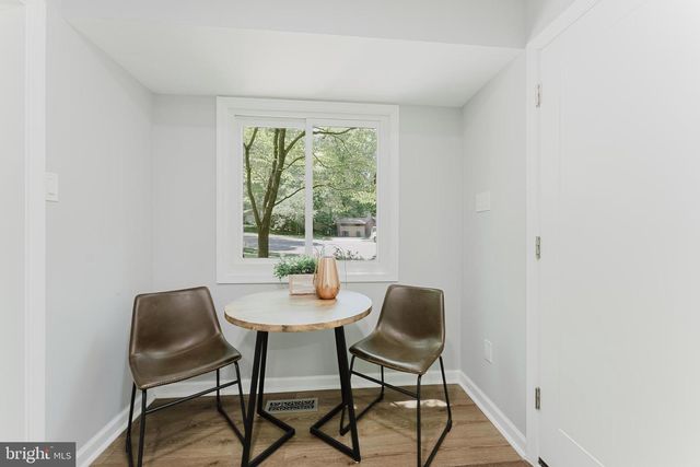 4403 OSSIAN HALL LN, Annandale, VA 22003