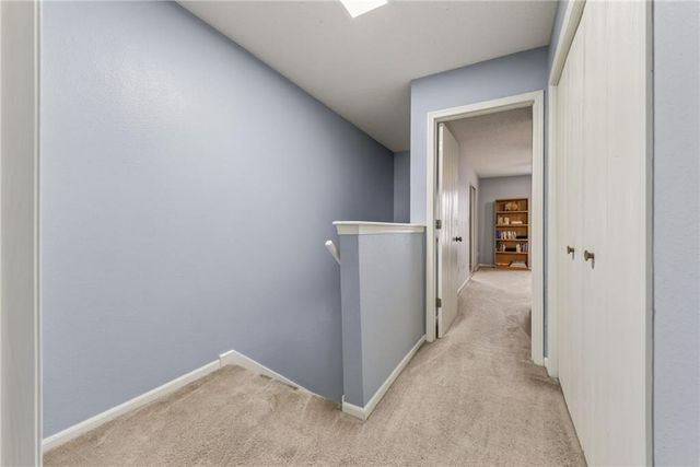 5637 NW Sunrise Meadow Circle, Lee's Summit, MO 64064