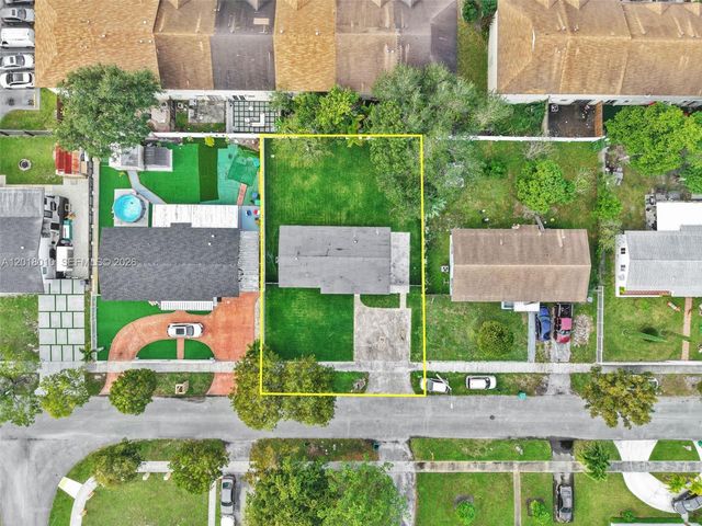 19720 NW 33rd Ave, Miami Gardens, FL 33056