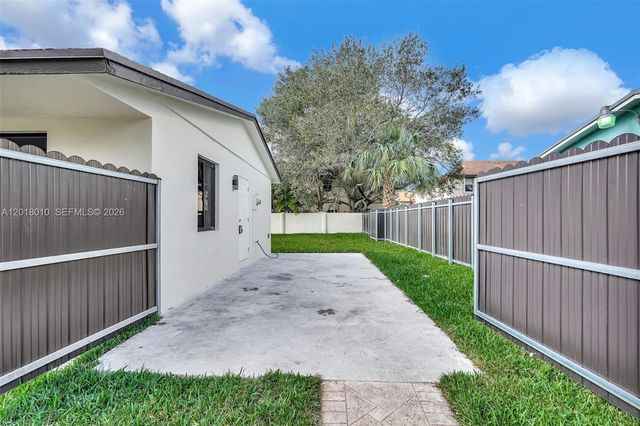 19720 NW 33rd Ave, Miami Gardens, FL 33056