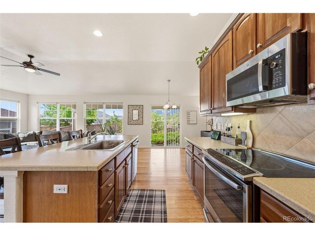 23641 E Whitaker Dr, Aurora, CO 80016