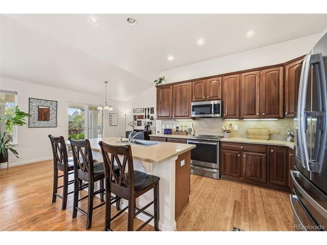 23641 E Whitaker Dr, Aurora, CO 80016