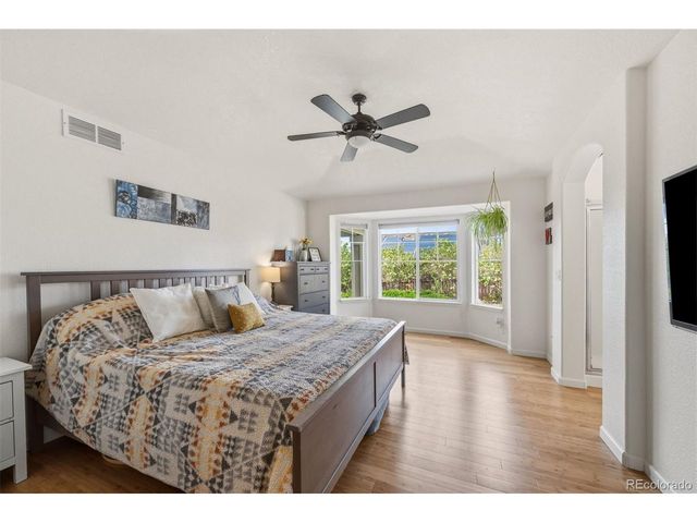 23641 E Whitaker Dr, Aurora, CO 80016