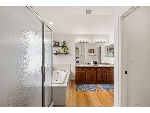 23641 E Whitaker Dr, Aurora, CO 80016