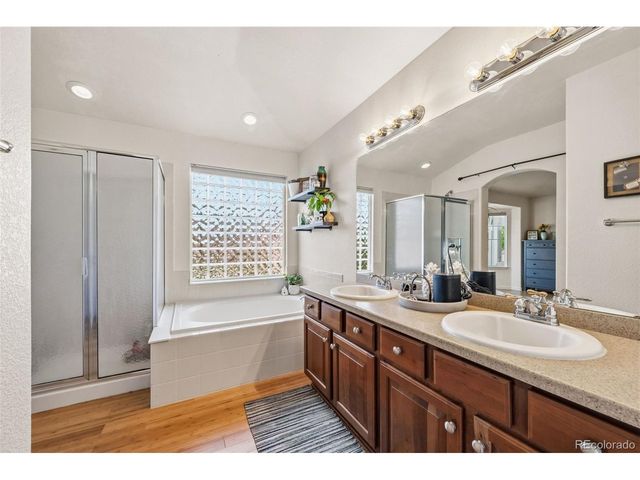 23641 E Whitaker Dr, Aurora, CO 80016