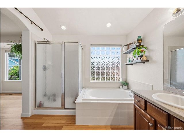 23641 E Whitaker Dr, Aurora, CO 80016