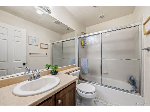 23641 E Whitaker Dr, Aurora, CO 80016